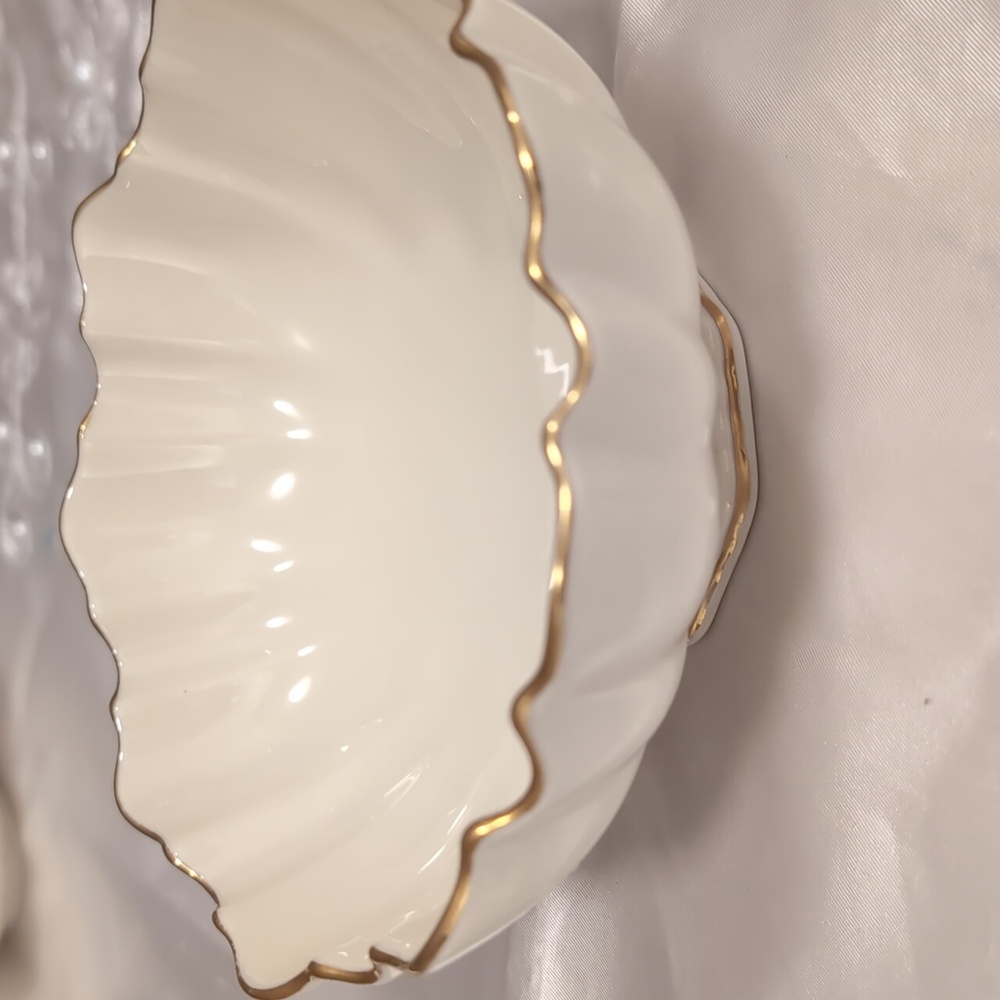 LENOX China Candy Nut Dish Gold Trim 5.75” Footed - Picture 2 of 4